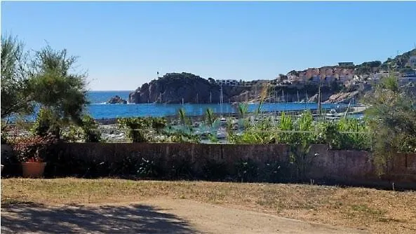 Cosy Coastal Haven Apartment Sant Feliu de Guixols